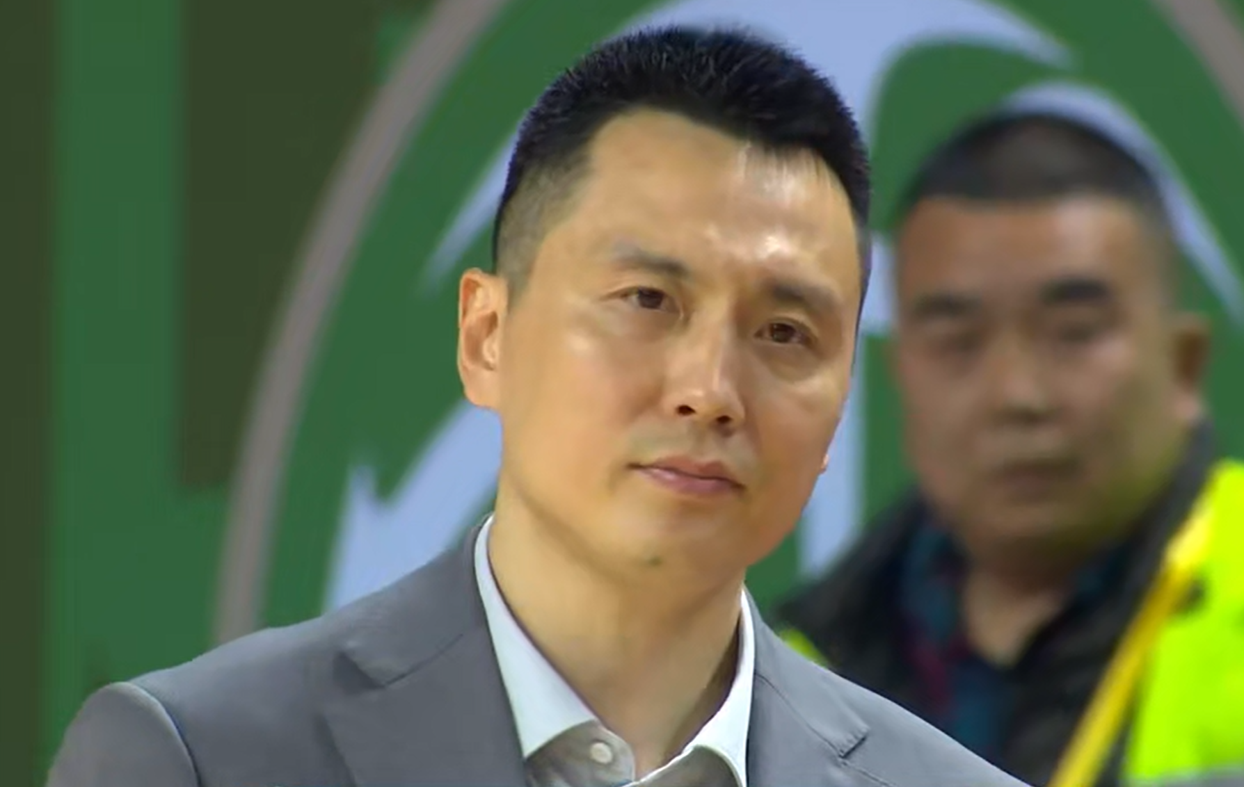 最新结果-破案了！洛夫顿说不打，后来又打，卢伟进行了解答